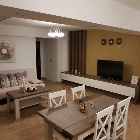 Apartament 2 Camere Ultracentral Râmnicu Vâlcea Extérieur photo