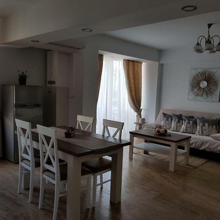 Apartament 2 Camere Ultracentral Râmnicu Vâlcea Extérieur photo